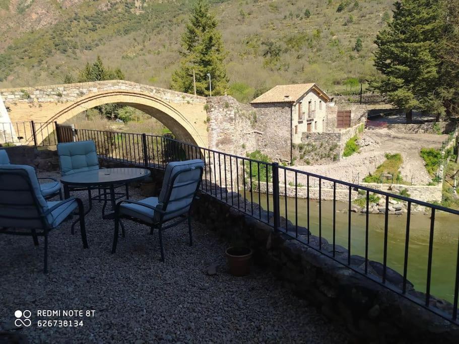Casa Sobre Rio Noguera Pallaresa Gerri de la Sal Dış mekan fotoğraf