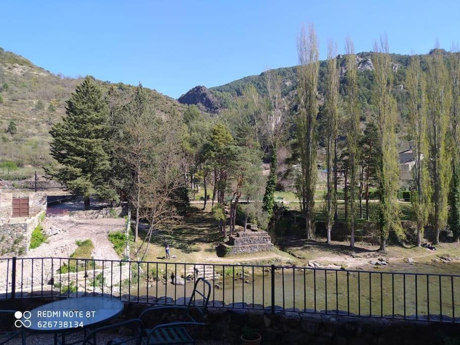Casa Sobre Rio Noguera Pallaresa Gerri de la Sal Dış mekan fotoğraf